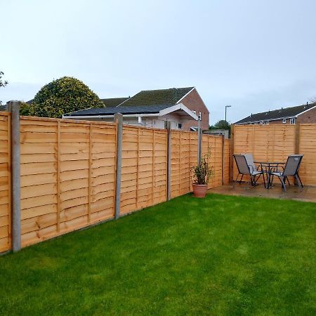 Chipad Duo - Comfy House With Parking And Garden Chichester Exterior foto