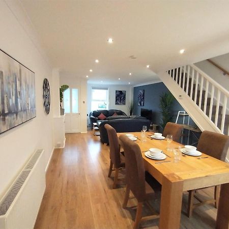 Chipad Duo - Comfy House With Parking And Garden Chichester Exterior foto