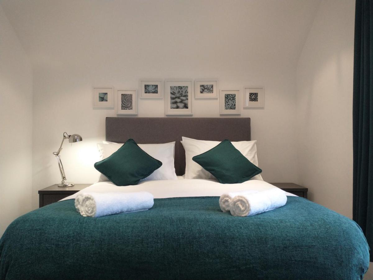 Chipad Duo - Comfy House With Parking And Garden Chichester Exterior foto
