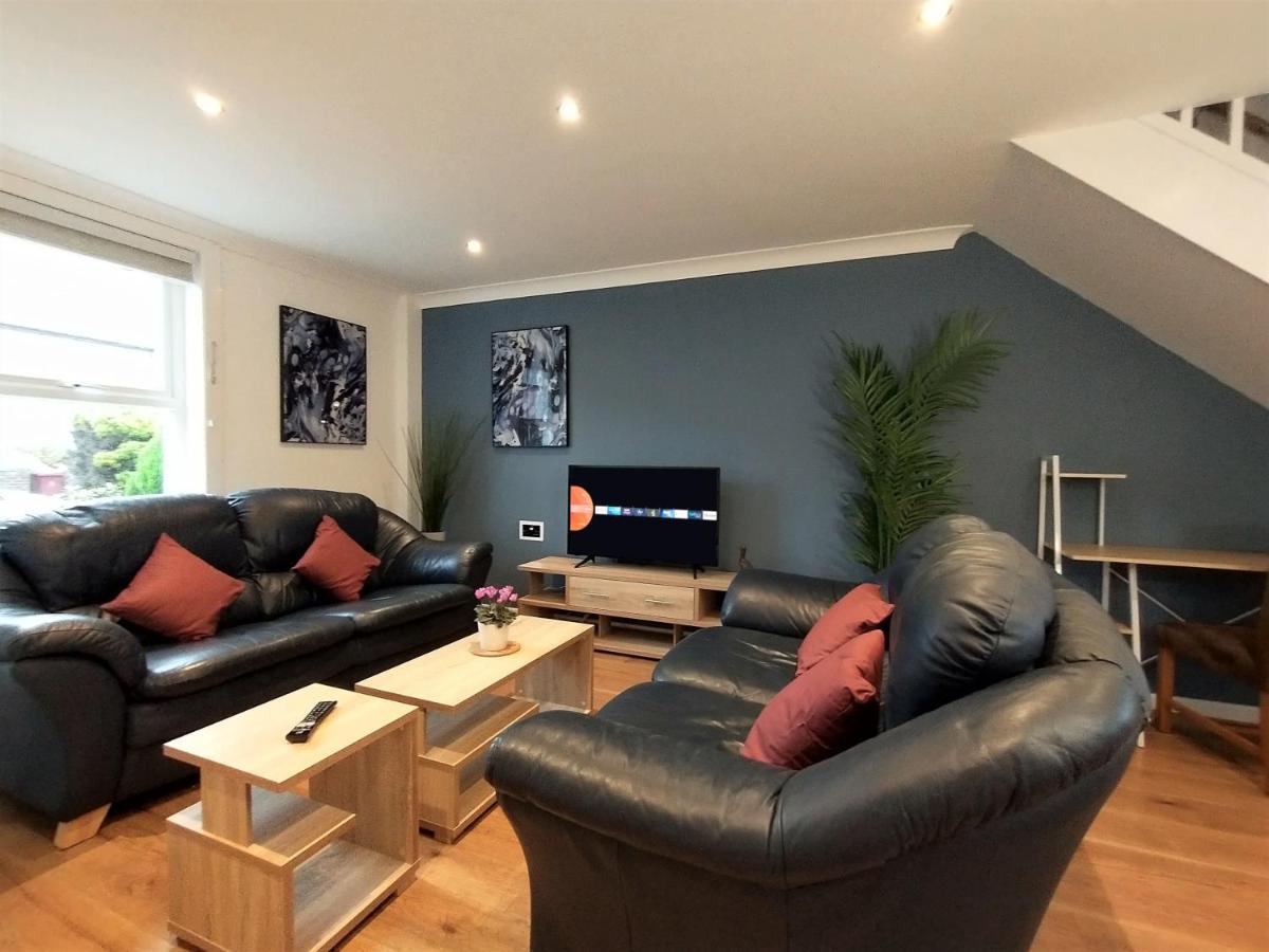 Chipad Duo - Comfy House With Parking And Garden Chichester Exterior foto