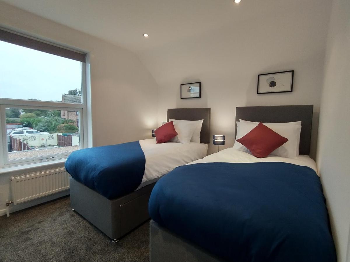 Chipad Duo - Comfy House With Parking And Garden Chichester Exterior foto